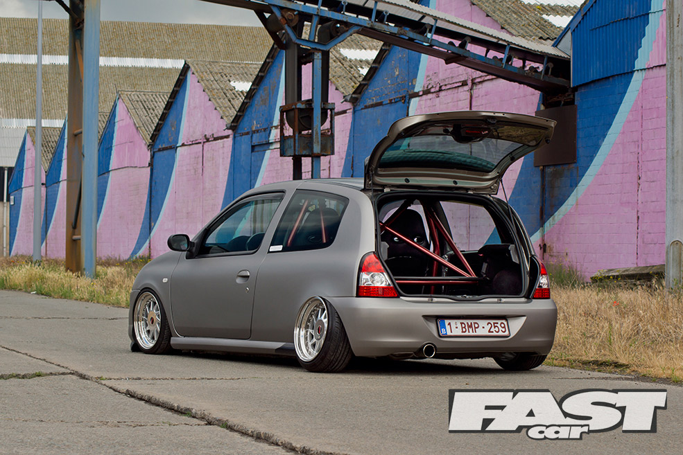 modified Renault Clio Mk2 Facelift