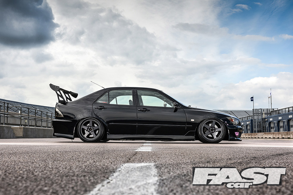 Modified Lexus IS200 | Fast Car