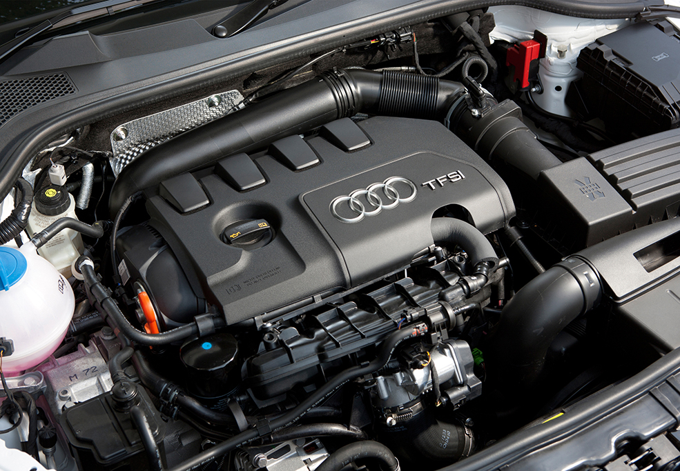 Audi TT Mk2 engine shot - 2.0 TFSI