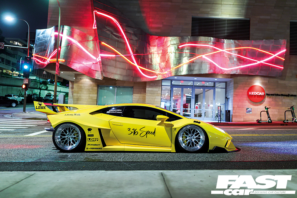 Boosted Liberty Walk Huracan