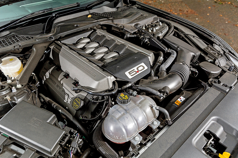 5.0-litre Coyote engine in Ford Mustang S550