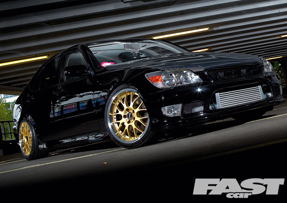 Tuned-Lexus-IS200-Modified