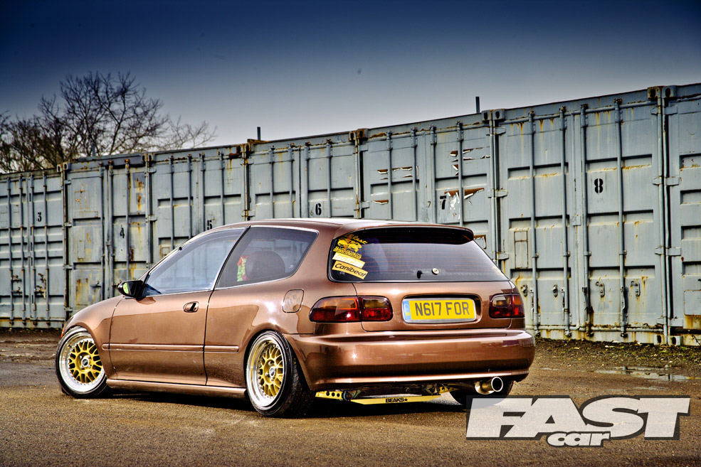 brown-Honda-Civic-EG-stanced