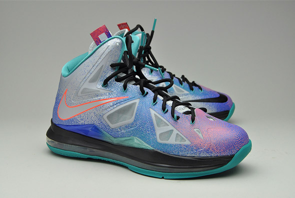 lebron pure platinum