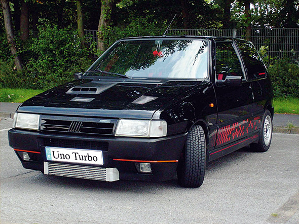 Fiat UNO Turbo